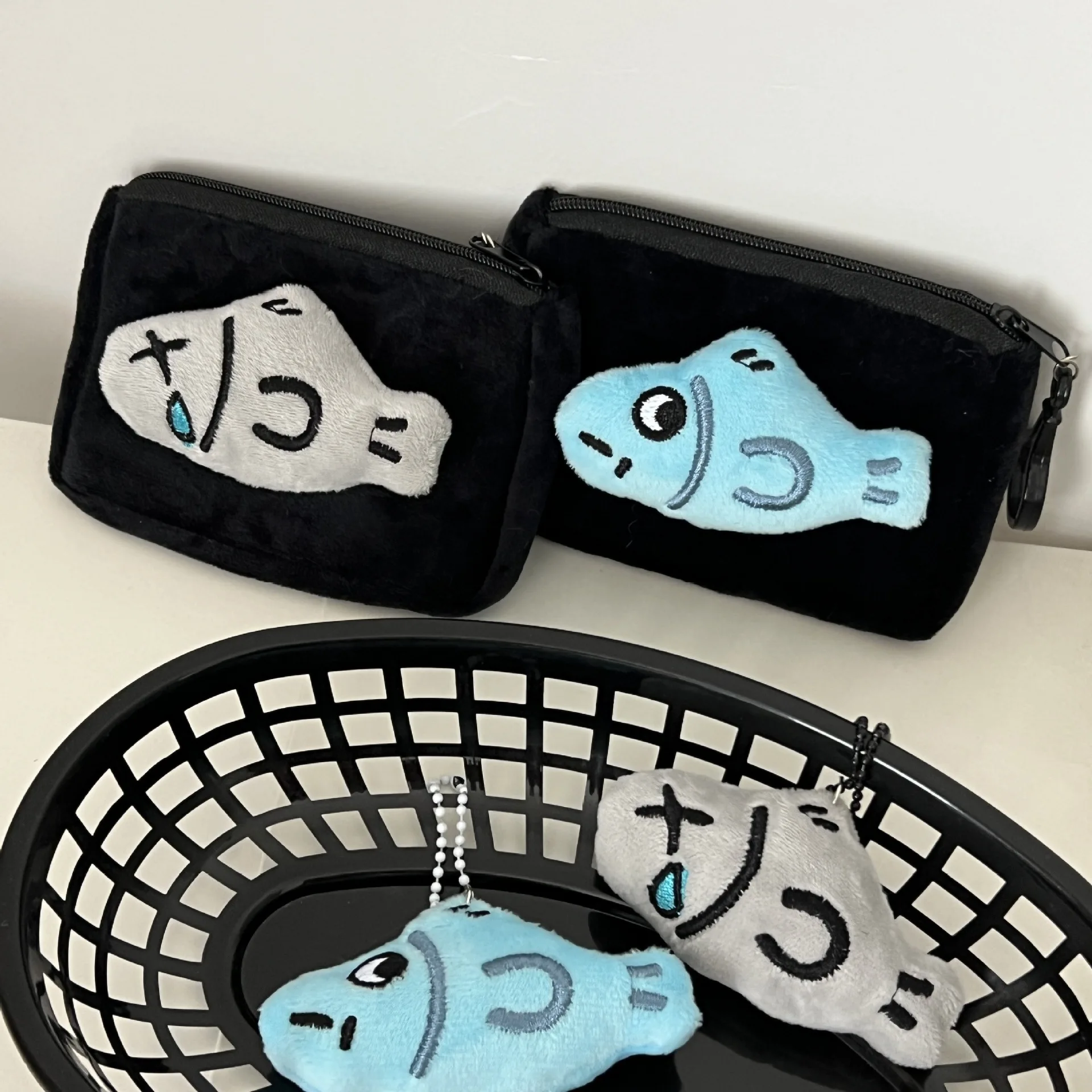 Cartoon Fish Coin Purse Creative Plush Pendant Keychain Mini Zipper Storage Bag Wallet Cute Fashion Earphone Pouch Ornament Gift