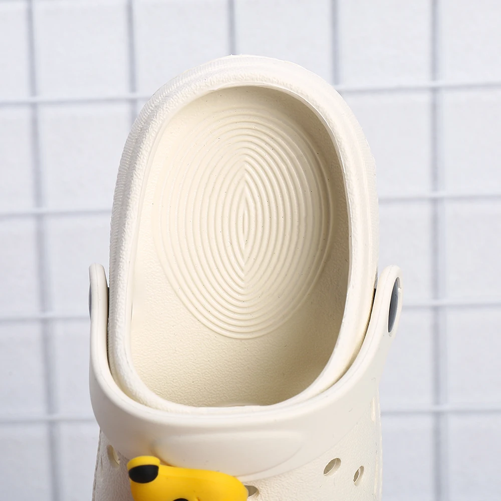 Summer Children Garden Clogs Shoes Kids Lightweight Breathable Cute Cartoon Fashion Slippers for Boys Girls Beach Sandal