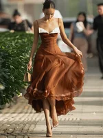 Robe de bal chic en mousseline pour femme, élégante, à fines bretelles, ourlet à volants, coupe trapèze, pour l'été 2026, idéale pour mariage et soirée 2