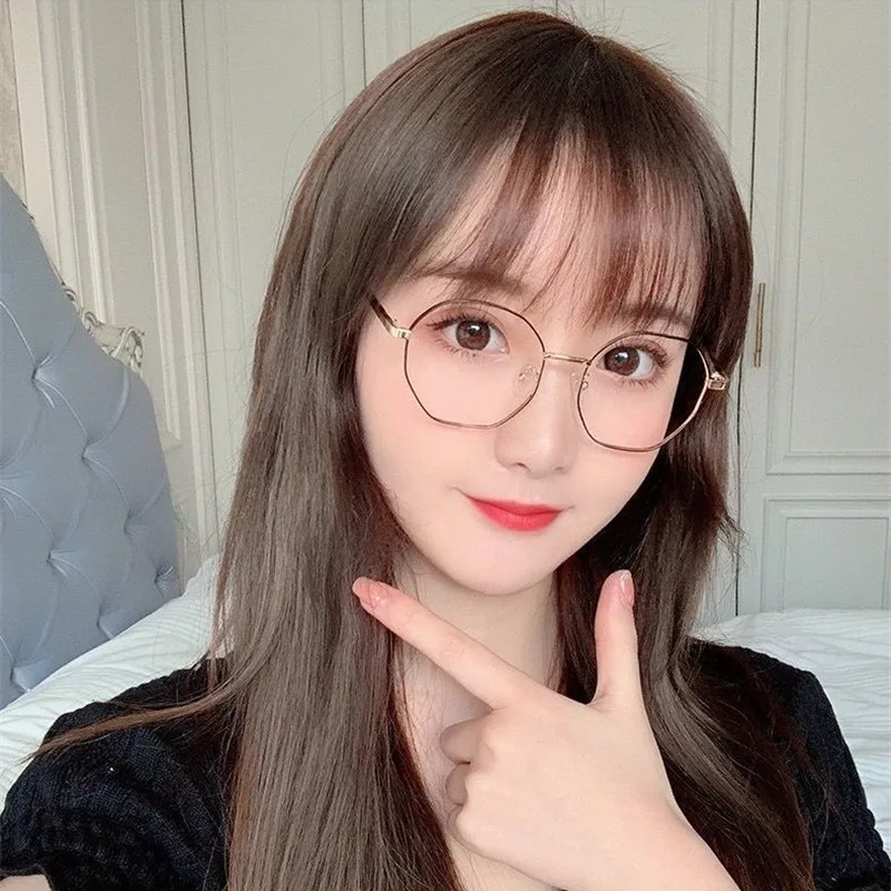 Ins Trend: 보호적이고 트렌디한 안경으로 눈 건강과 스타일을 동시에 돌보세요
