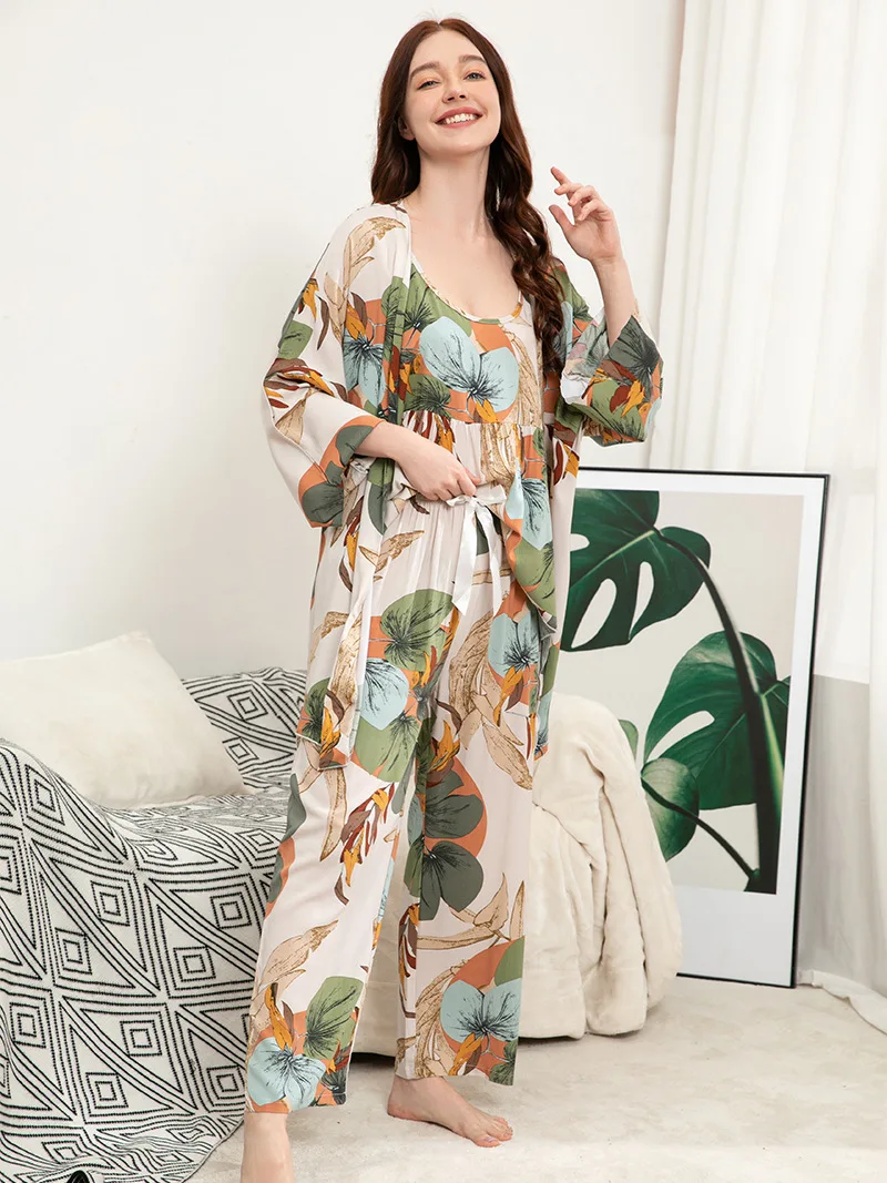 

Fashionable Plus Size S-3XL Pajama Sets for Women Soft Viscose Print Three-piece Set Loose Leisure Homewear Pijamas Women
