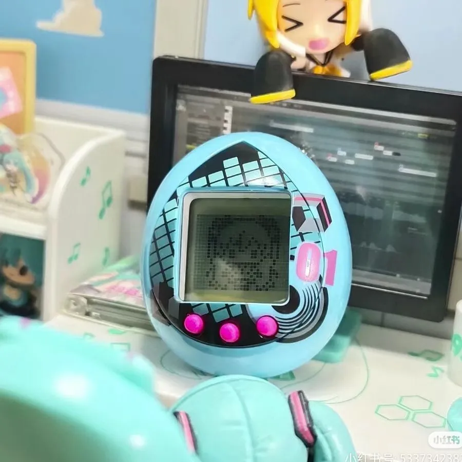 Bandai Tamagotchi Hatsune Miku Miku One Piece Toy Story Kingdom Heart Guinea Pig Cart Electronic Pet Egg Machine Console Di Gioco