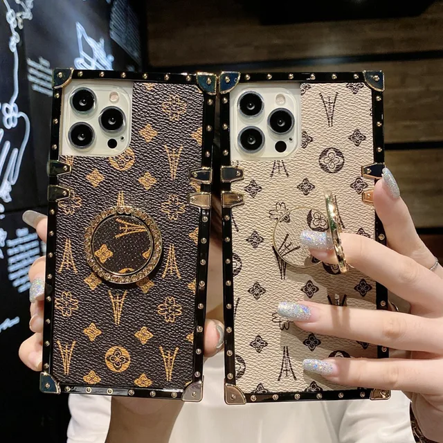 Classic Louis Vuitton iPhone 13 Pro Flip Case