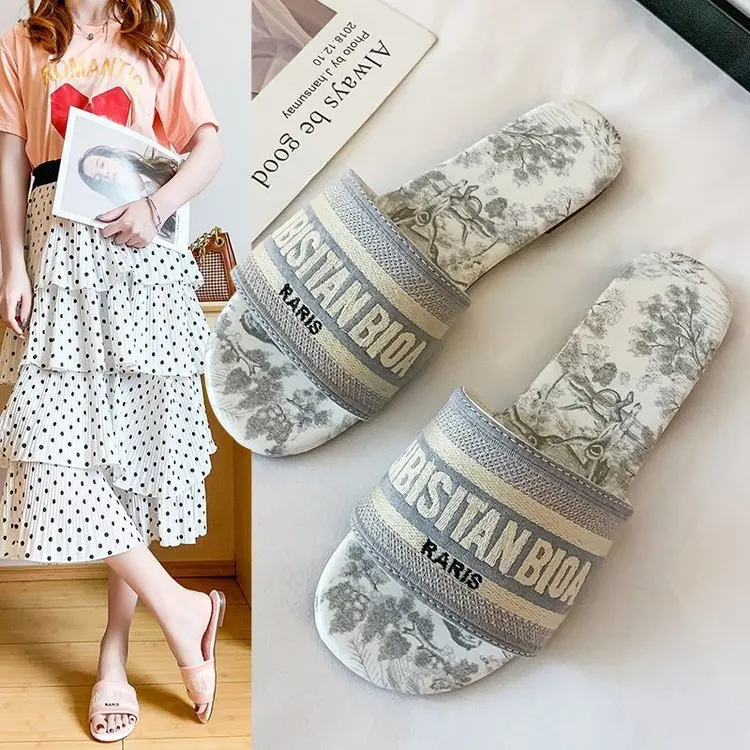 2024 Letter Slippers Fashion Flat Woman Single Shoes Casual Shoes Female Outer Wear Letter Sandals Women's Shoes Flat