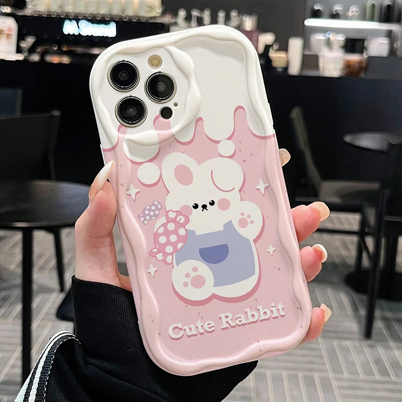 Soft Silicone Wavy Edge Love Heart Phone Cover