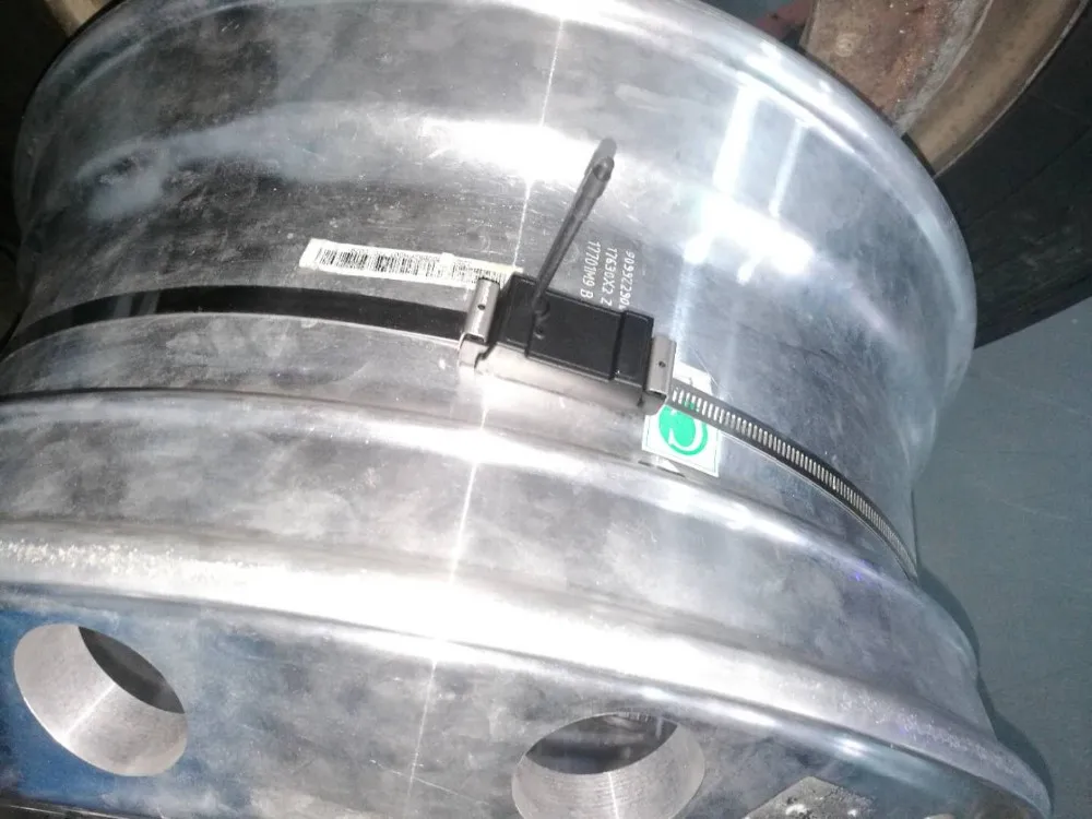트럭 내부 무선 타이어 압력 시스템, 트럭 TPMS, 14 륜 200psi 센서 내장, 2.8 인치 LCD
