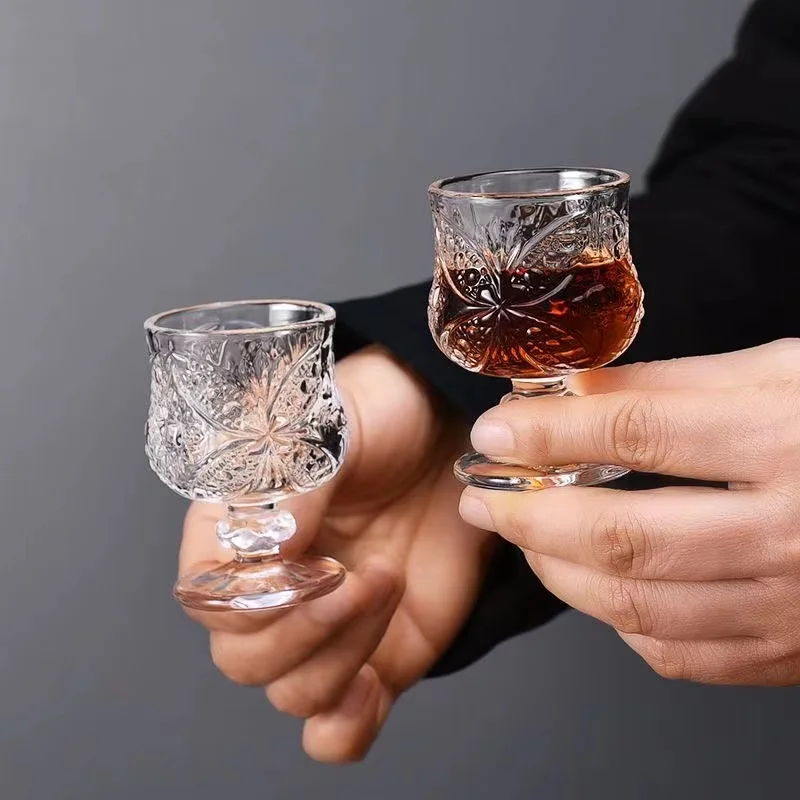 White Wine Glass Retro Goblet with Relief Pattern Shot Glass Set Party Bar KTV Shochu Spirit Transparent Drinking Glasses 50ML wine cup wine glass spirits cup drinking glasses