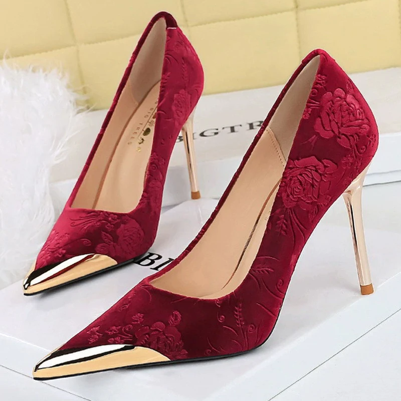 BIGTREE Shoes women cm cm Heels Flower embossing Women Pumps