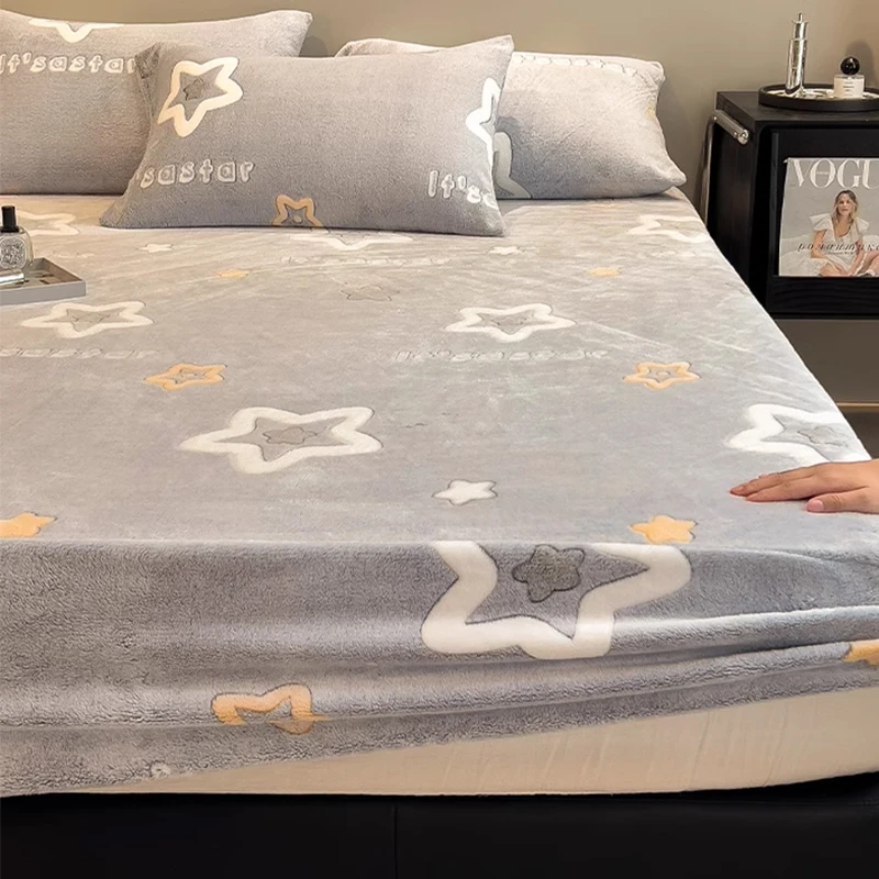 

Autumn Winter Velvet Bed Sheet Plus Velvet Bedspread Thickened Warm Carved Mattress Protective Cover Single-piece Non-slip Cover