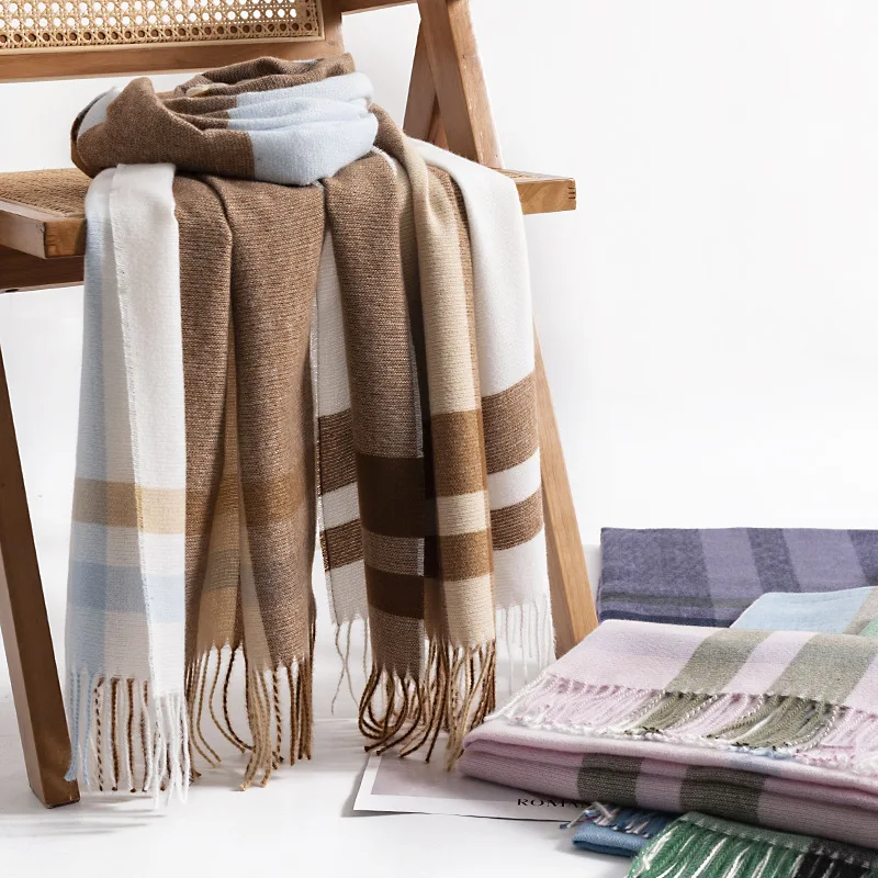 

2023 New Winter Shawl and Wrap Bandana Pashmina Tassel Female Foulard Thick Blanket Cashmere Plaid Print Women Scarf T612