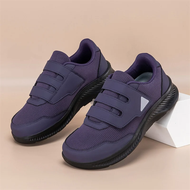 Unisex Minimalist Wide Toe Lace-Up Sneakers - Lightweight & Breathable Casual Walking Shoes