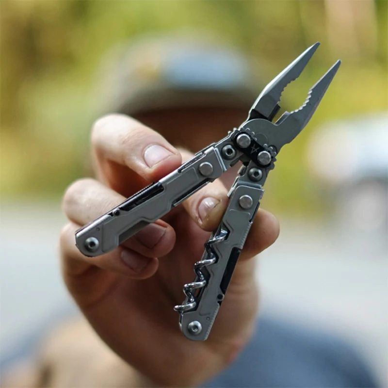 

PL1001Folding Multifunctional Combination Tool Pliers EDC Outdoor Equipment Outdoor Small Tools With Bottle Opener Portable Tool