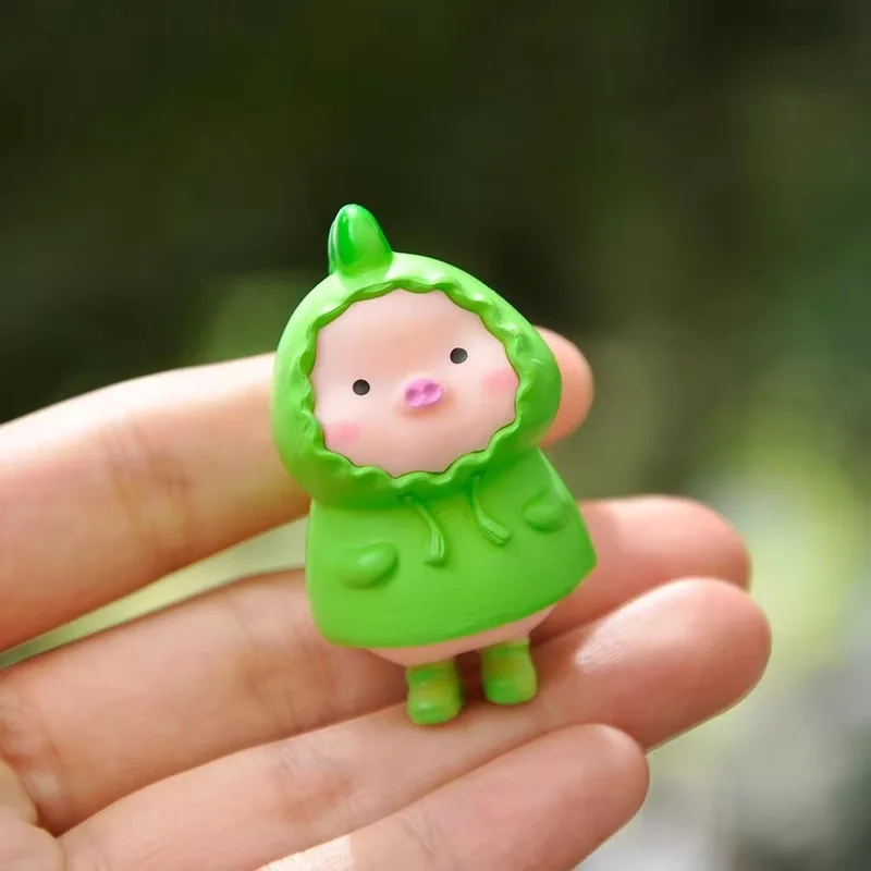 Kawaii Landscape Fairy Garden Miniature Figurines Home Decor Art Accessories Party Decoration Cartoon Raincoat Pig Action Figure