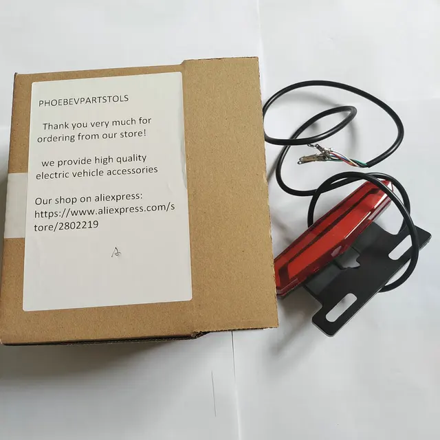 Kit Luci LED Per Monopattino E Bici - Fanale Anteriore E Posteriore Ultra Sottile Per Sicurezza Notturna - Foto 3