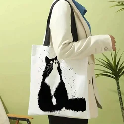 Chic Aesthetic Reusable Tote Bag (2)