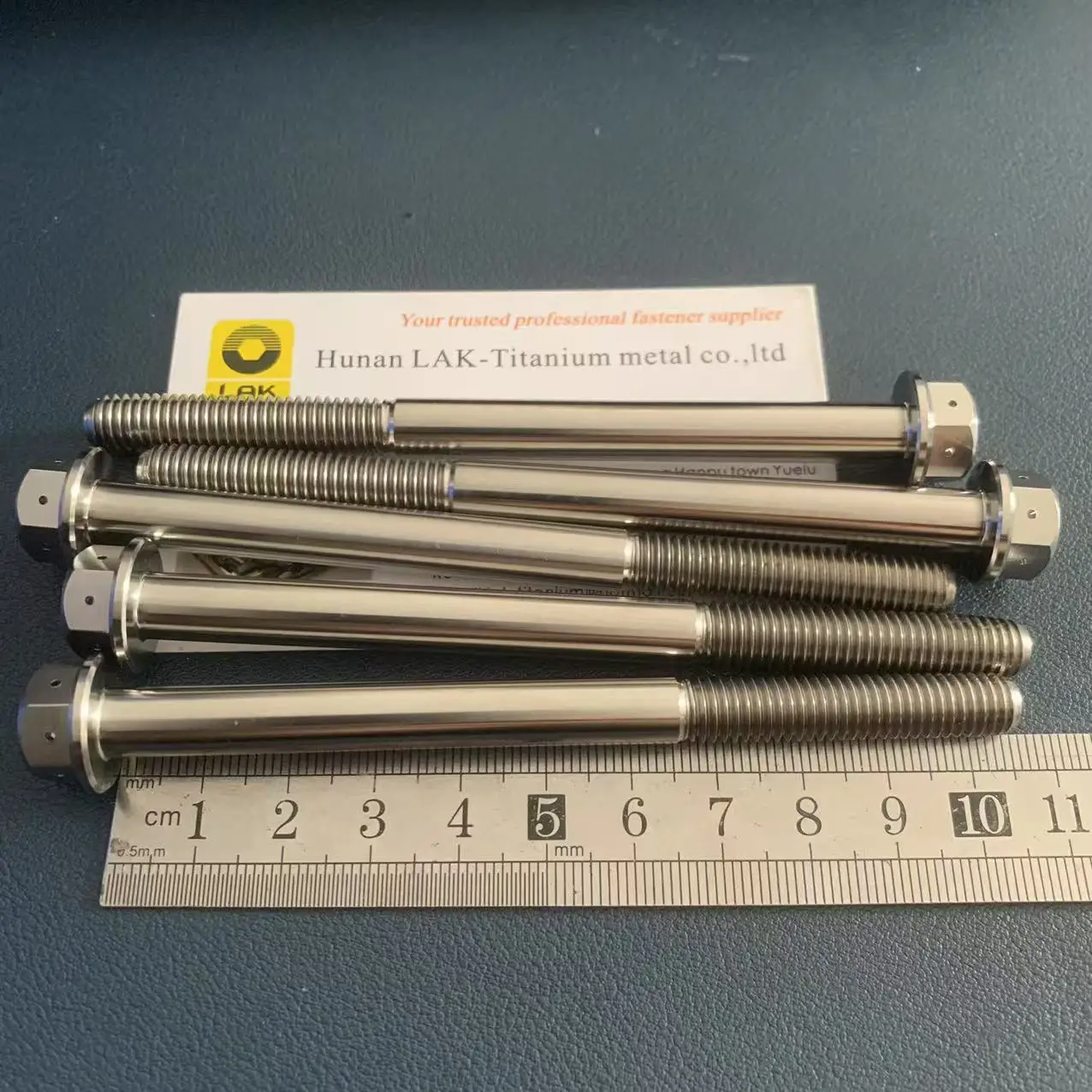 Bullone per flangia M12 x 50 dado M12 - D'Alessandris Bullone per flangia M12 x 50 dado M12 - D'Alessandris