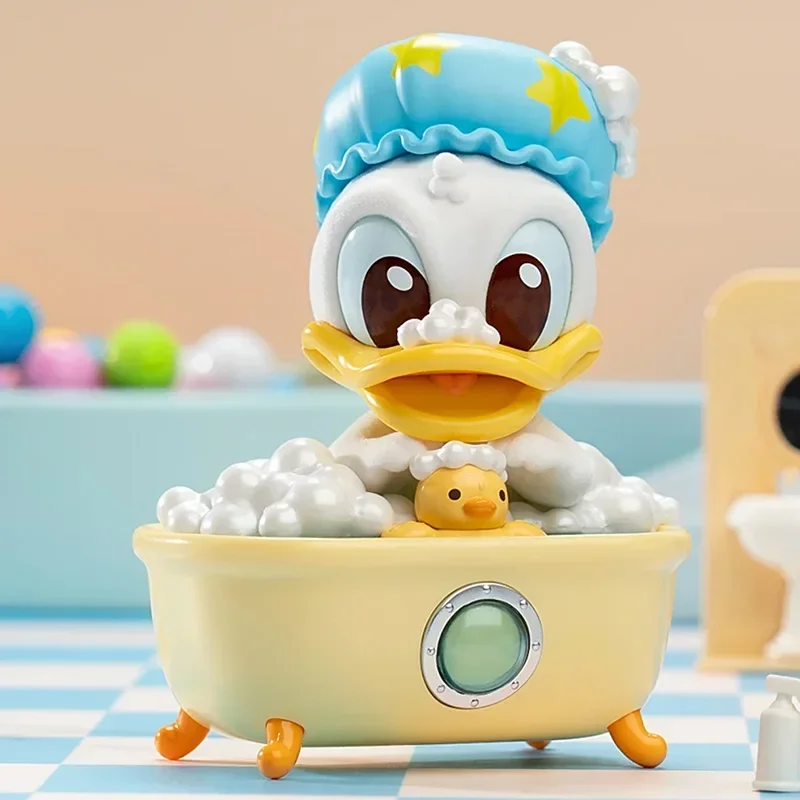 thumbnail image 1 of Figuras periféricas de anime de la serie Childlike Heart del 90.º aniversario del pato Donald de Disney, kit de garaje, muñeco para el día del niño, 1 of 5