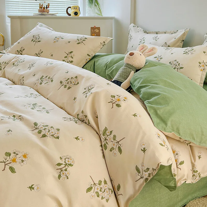

Kids Bedding Set Kawaii Cartoon Printed Duvet Cover Flat Sheet Pillowcase Soft Linens Dormitory Bedroom Home Textile