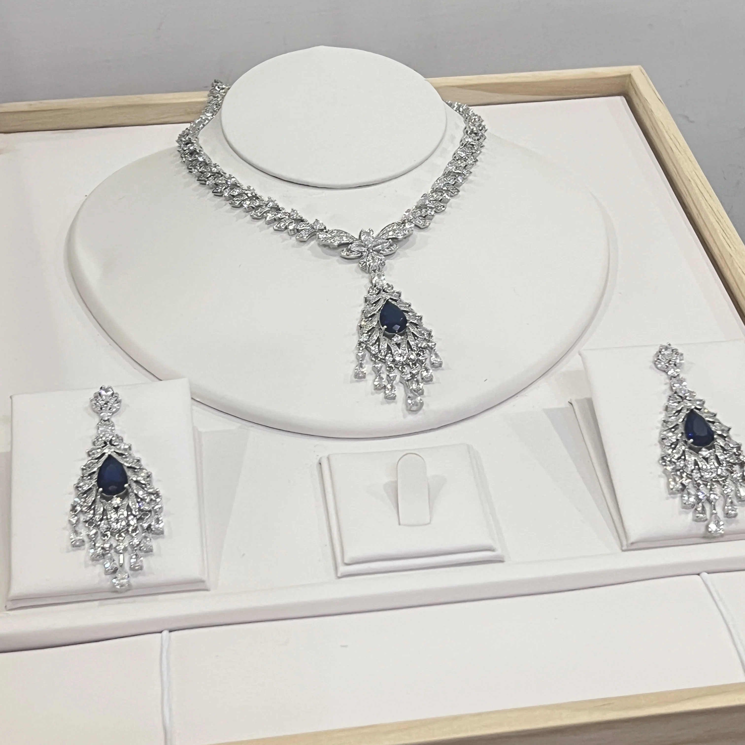 ASNORA الفاخرة استرخى شرابة قطرة زركون مجموعات مجو...