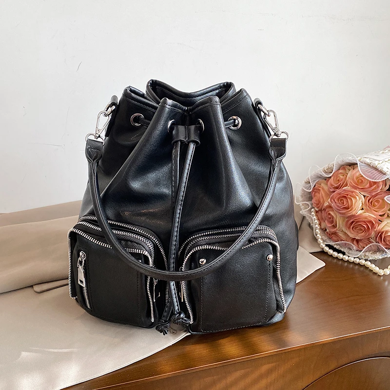 

Bucket Design PU Leather Crossbody Bag 2023 Spring New Punk Style Women Backpacks Fashion Motorcycle Shoulder Handbag Brand