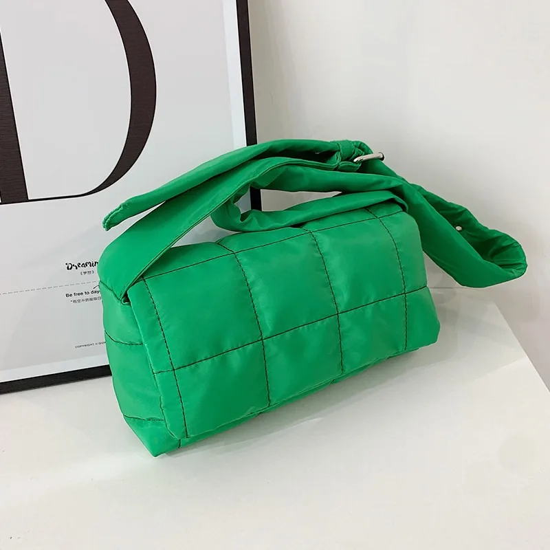 New Large Capacity Women Shoulder Bags Designer Quilted Woven Handbag Luxury Crossbody Bag Tote Female Commuter Bags