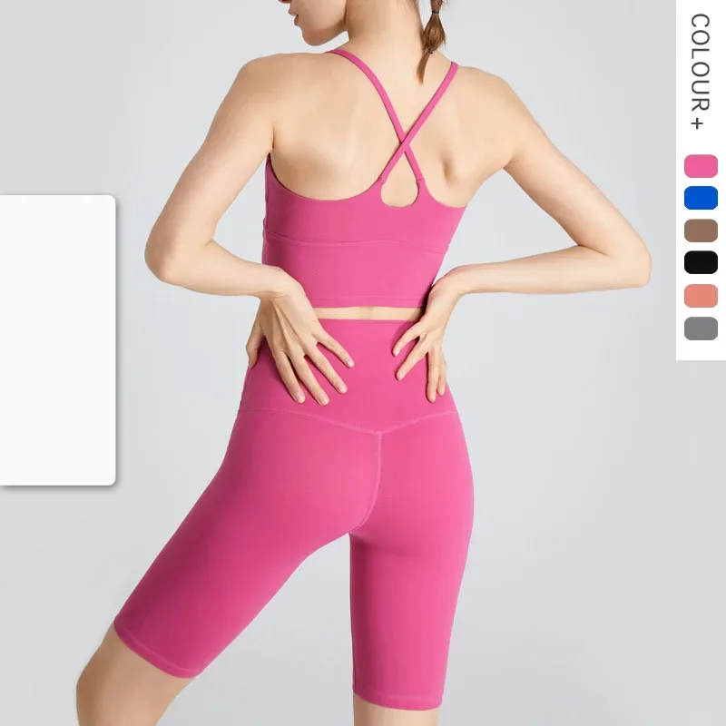 Рисунок 2 - Женские персиковые Капри с высокой