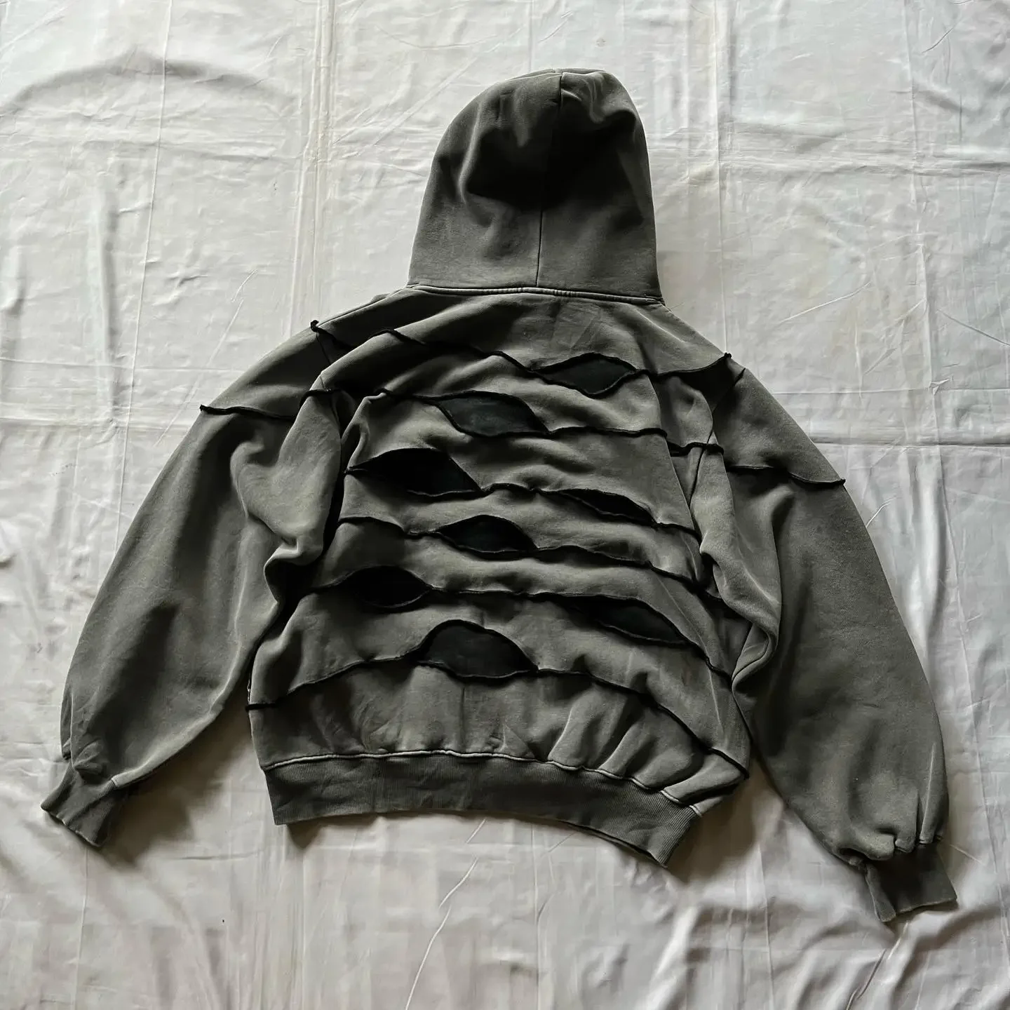 New Y2K Hoodie Hip Hop Gothic Retro Eye Patchwork Gray Loose Pullover for Men and Women Fashion Harajuku Streetwear Casual Tops