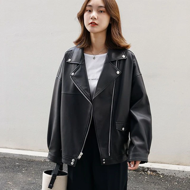 

Casual Loose Black Motorcycle PU Leather Coat Turn-down Collar Pocket Zipper Coat 2023 Autumn Winter Women Vintage Leather Coat