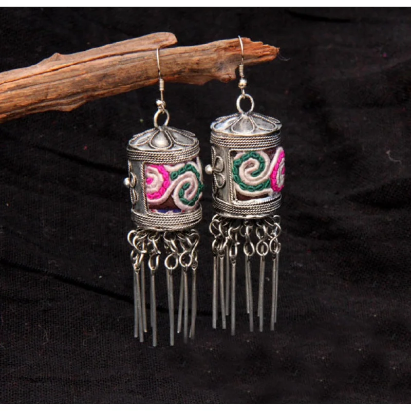 

national ethnic 100% Handmade embroidery earrings Miao silver dangle earrings jewelry
