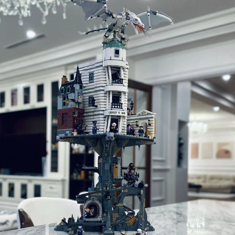 

4900 PCS City Castle Street View GGringotts Wizarding Bank Collectors Edition Blocks of Constructions MOC Building Blocks Toys