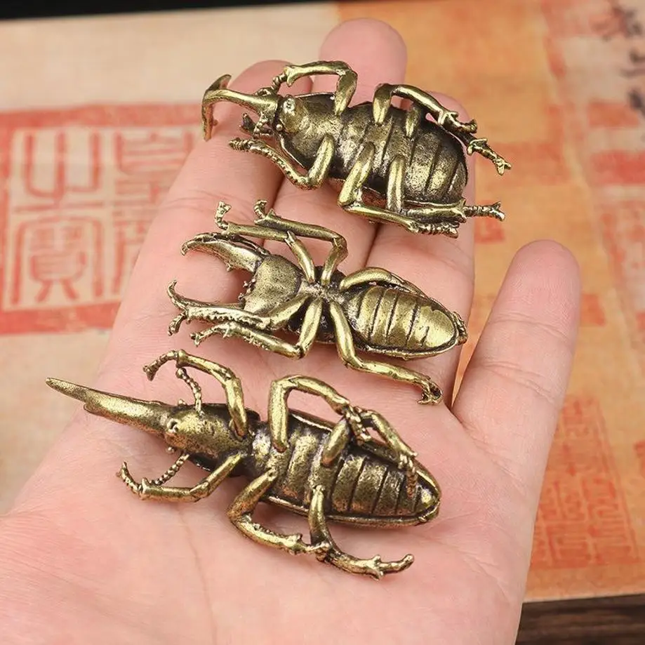 1 Pcs Solid Brass Beetle Ornament Creative Fairy Simulation Copper Insect Tea Pet Hand Play Handle Decorative Crafts