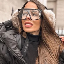 

Vintage Oversized One Piece Rivet Sunglasses For Women New Fashion Brand Black Clear Flat Sun Glasses Men Patchwork Eyewear