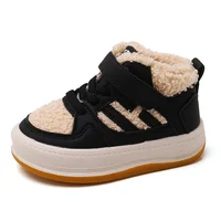 Lammfellimitat Sneaker