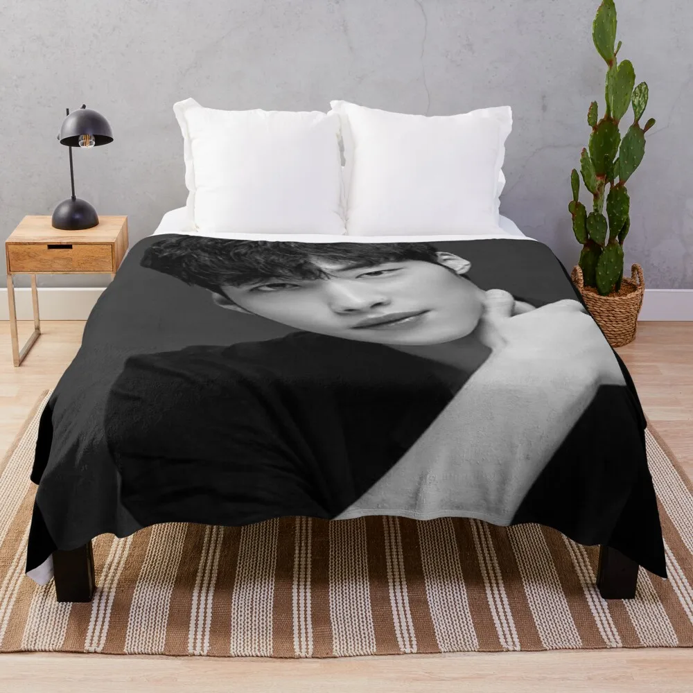 woo do hwan The king: Eternal monarch Throw Blanket blanket luxury Sofa blankets heavy blanket flannel