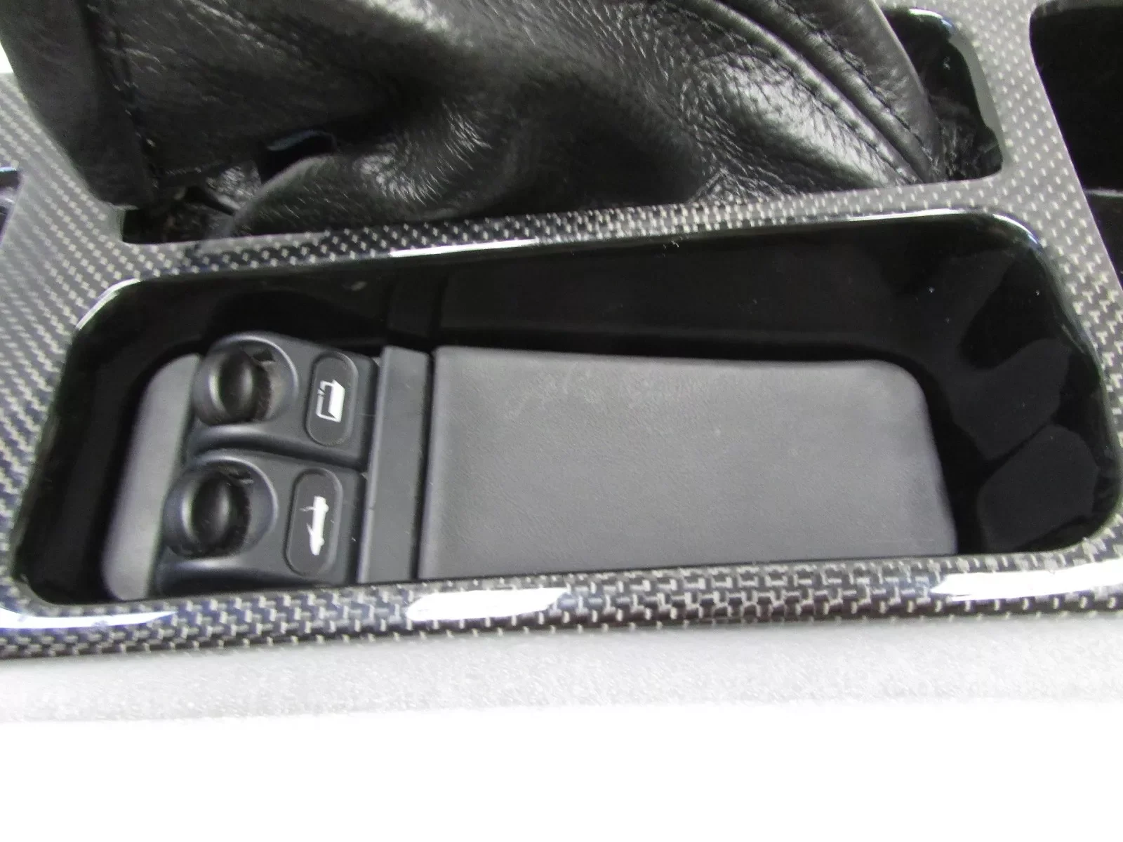 For Ferrari F430, Upper Carbon Fiber Center Console, 1x1 Weave Pattern, New