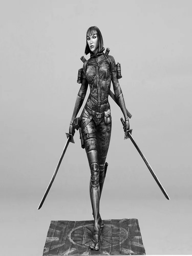 Unmontierte 1/24 antike Fantasy Ninja Lady Stand Harzfigur Miniaturmodellbausätze Unbemalt