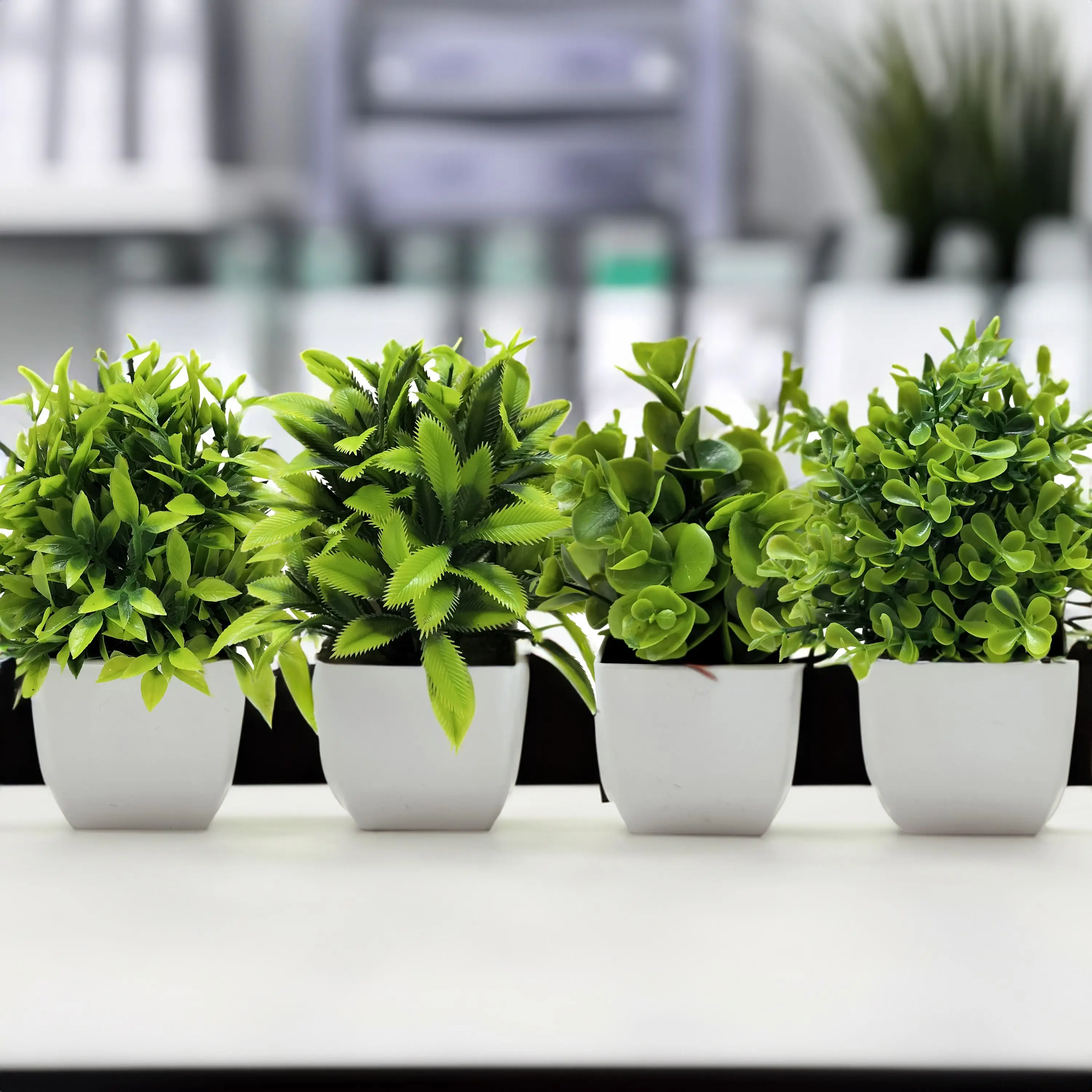 Mini Plastique Fausse Plante Réalisée Des Plantes En Pot Artificielles Pour  La Décoration De Bureau À Domicile - Rouge