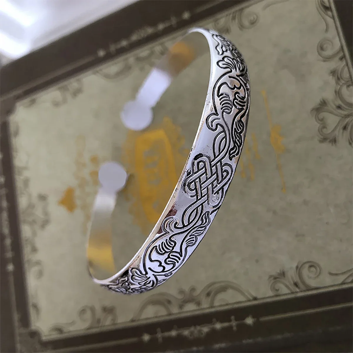 Retro Cuff Bracelet Image 10