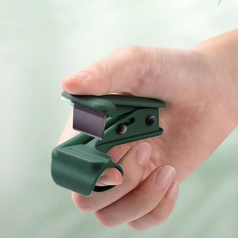 Finger Protector Silicone Thumb Knife Protector Gears Cutting Vegetable Harvesting Knife Pinching Plant Blade Scissors Knives