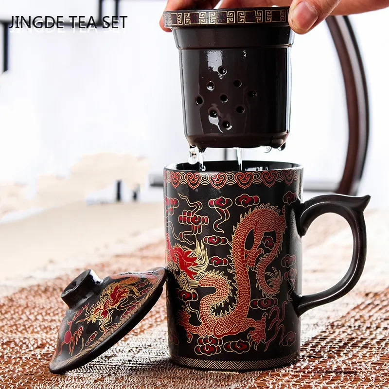 Tazza da tè tradizionale cinese in Ceramica Yixing con decorazione drago e coperchio 72 S02e0c9e06335466f8fb3a0f30cc87f22y