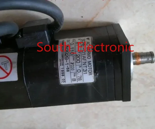 

SGME-01AFNT31 SERVO MOTOR , In good working condition, free shipping