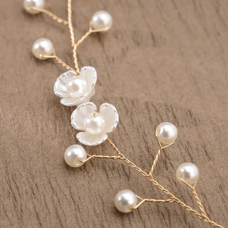 Elegant Pearl Flower Wedding Headband Accessory