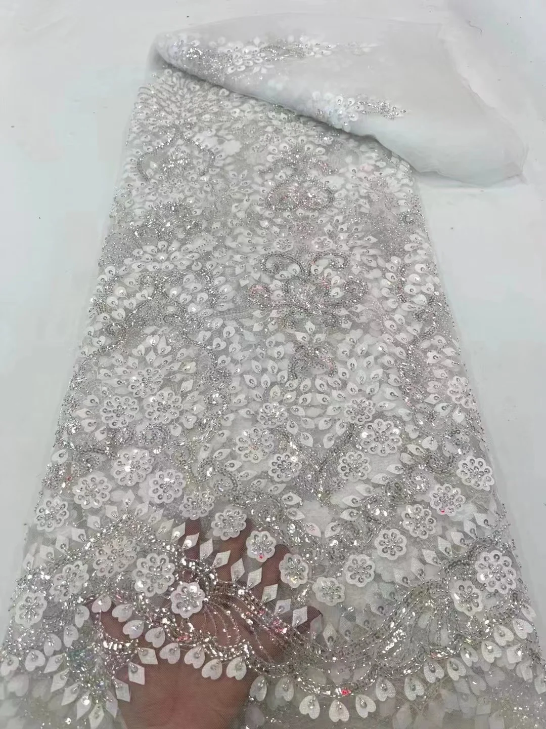 

White Latest African Tulle Laces 2023 Luxury Heavy Beaded Lace Fabric High Quality Embroidery Nigerian Mesh Lace For Bride