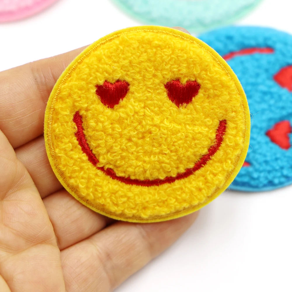 Benutzer definierte 1pc runde Gesicht Bögen Chenille Stickerei Patches Eisen auf nähen Kleidungs stück Accessoires DIY Persönlichkeit Kleidung Aufkleber – Detail 5