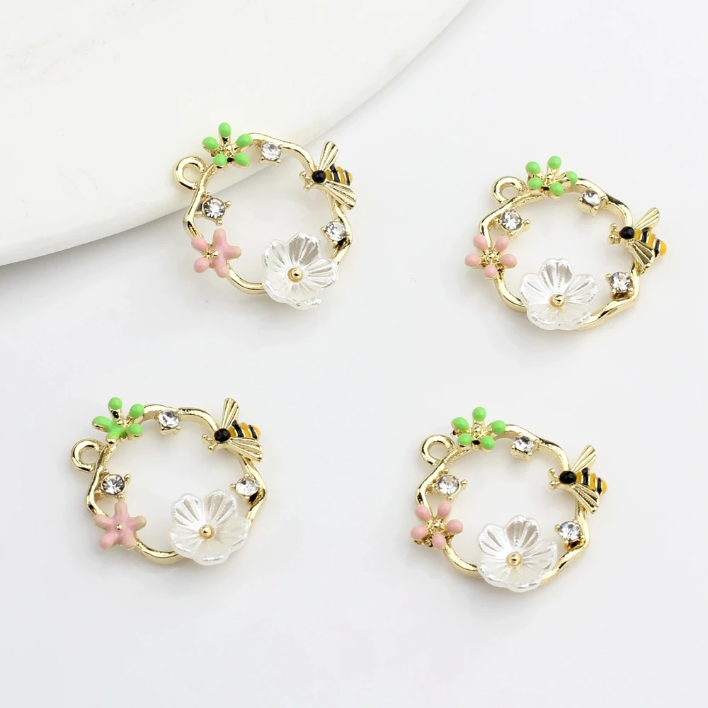 

Очаровательные ретро Подвески из цинкового сплава, венок ручной работы, цветы, подвеска, 6 шт./лот для «сделай сам», модная фурнитура для изготовления ювелирных изделий, аксессуары