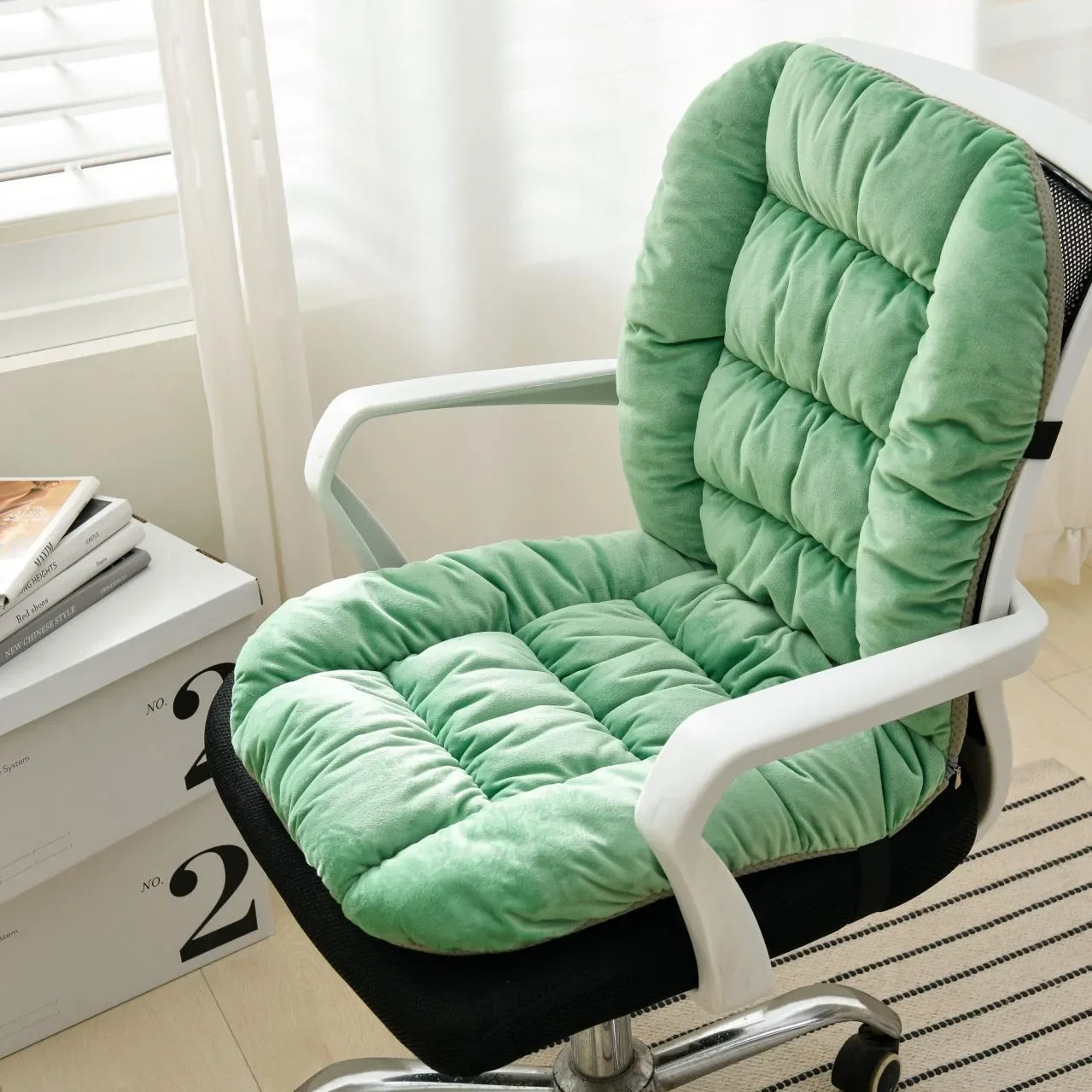 Cross-Border Heated Office Chair Cushion Integrated Back Heating Seat Cushion Student Chair Pad Wholesale Office Furniture 4