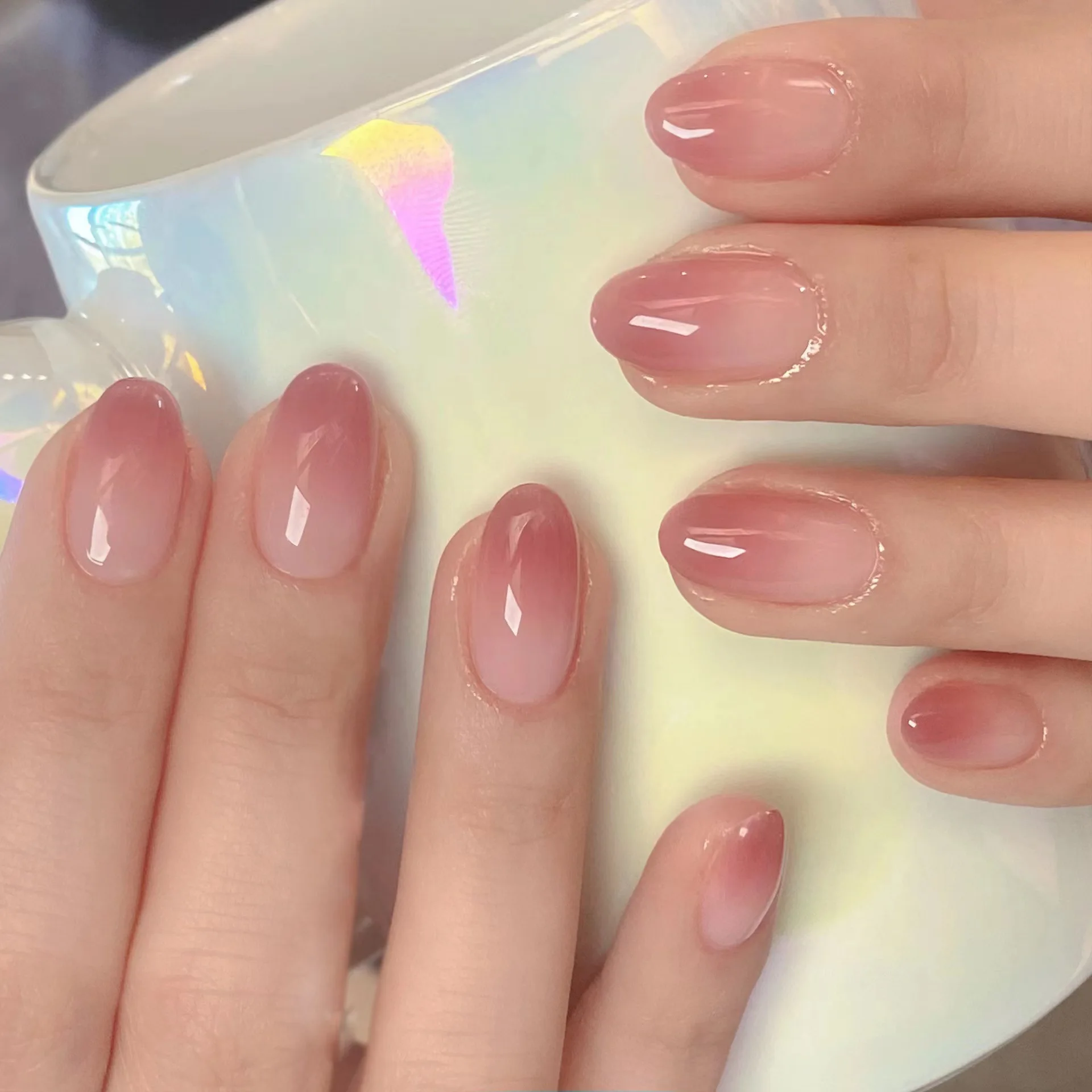 Elegant Minimalist Short Acrylic Nail Shapes