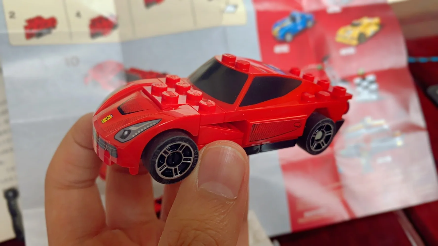 LEGO 2014 The New Shell V-Power Collection Ferrari F12 Berlinetta