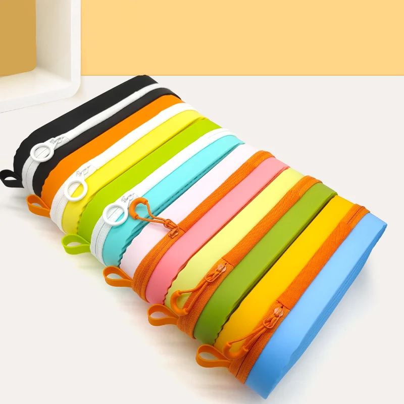 Swim Goggle Case For Swimming Goggles, Silicone Protective Cases with Drain Hole for Goggles Large Capacity