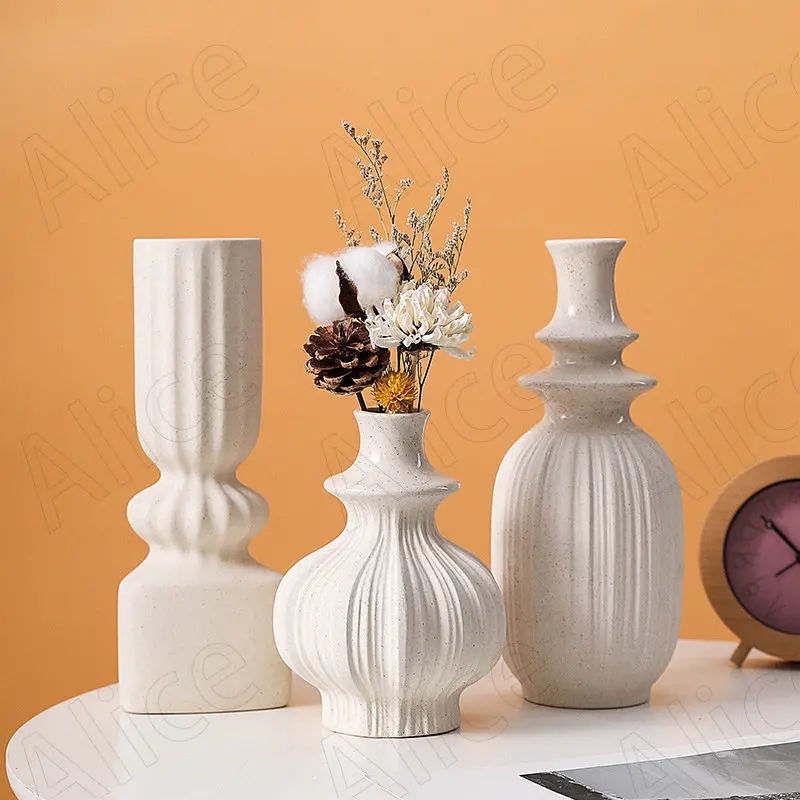 

Modern Ceramic Vase Desktop Art Ornaments TV Cabinet Vertical Stripe Relief Dried Flower Organizer Home Decoration